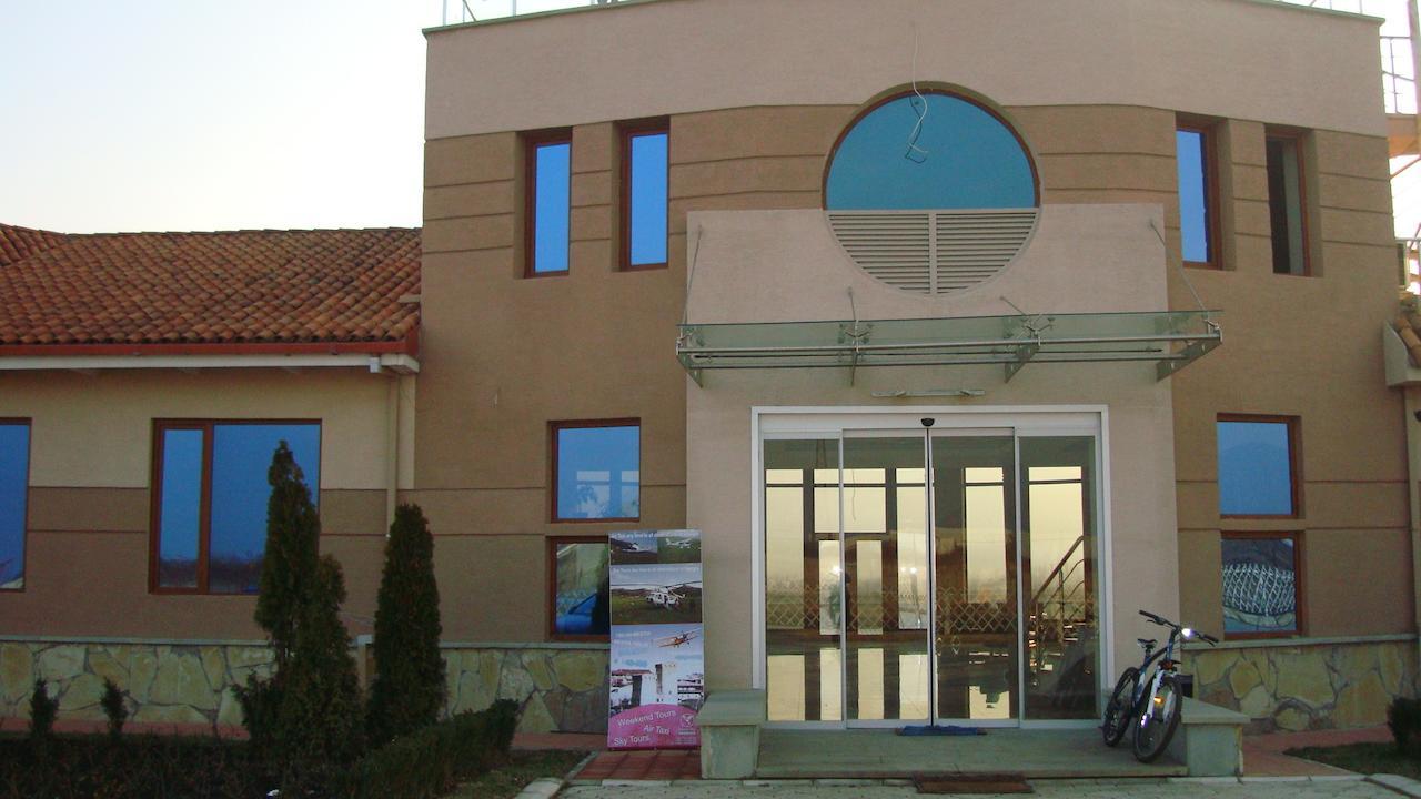 Hotel Vanilla Sky Georgia Natakhtari Exterior foto